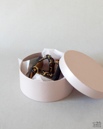 Круглые коробки с крышкой под текстиль по индивидуальным размерам