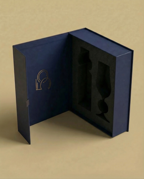  Фотография премиальная подарочная коробка-книга на магнитах с индивидуальным ложементом