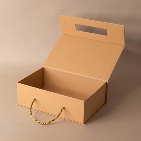  Фотография коробка на магнитах 37*26*3 для косметики