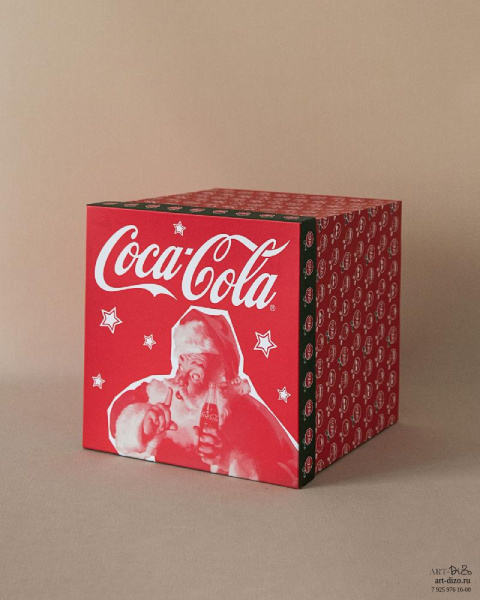 Coca-cola – новогодняя коробка-кубик 30 см – заказать со своими размерами и со своим принтом Коробки для подарка под индивидуальным параметрам, с логотипом