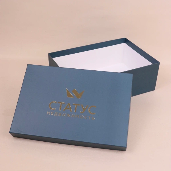  Фотография коробка для корпоративных подарков компании "статус"