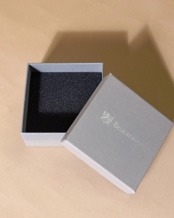 Миниатюрная коробка крышка-дно серого цвета  Фотография миниатюрная коробка крышка-дно серого цвета