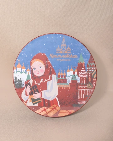  Фотография круглая коробка для конфет с девочкой и кремлем