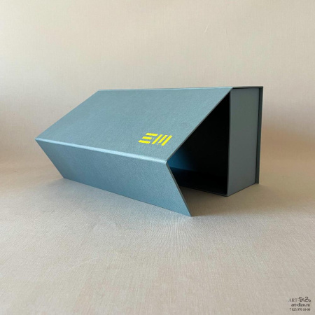  Фотография коробка на магнитах для корпоративных подарков