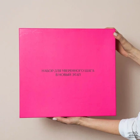  Фотография розовая коробка крышка-дно