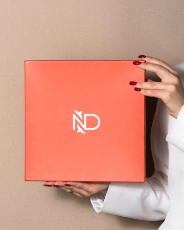  Фотография тонкая коробка крышка-дно для украшений оранжевого цвета