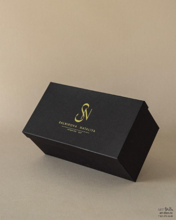 Заказать коробки для подарка из чёрной бумаги с нанесением логотипа